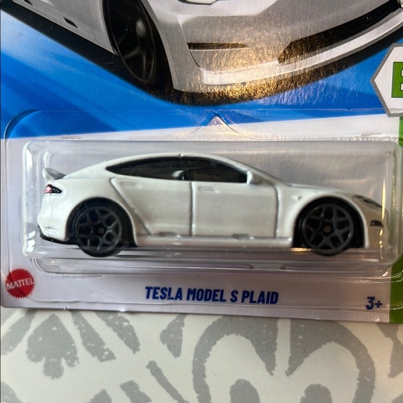 Hot Wheels-  Tesla Model S Plaid - White - Picture 2 of 16